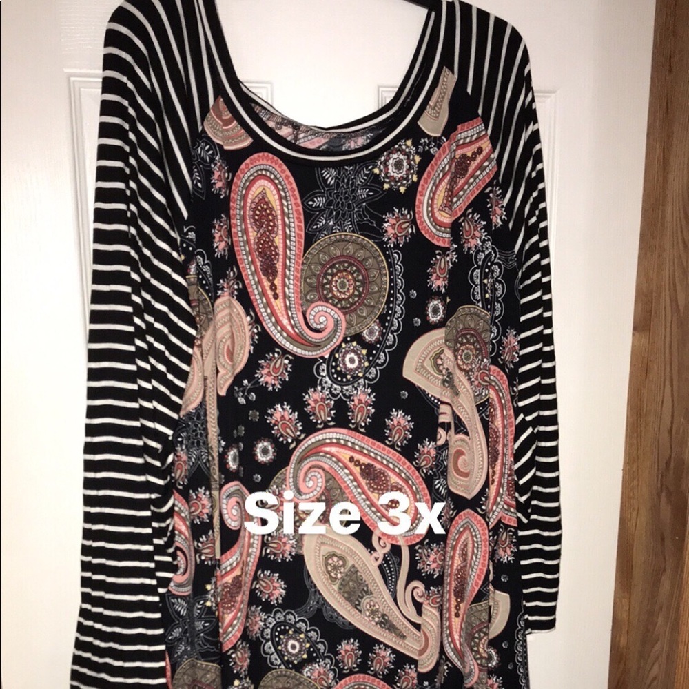 Paisley/stripe top
